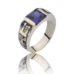 Gold graduation ring