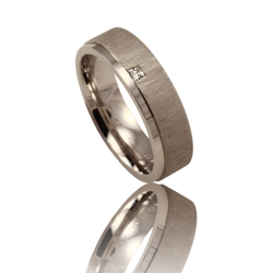 White gold wedding ring