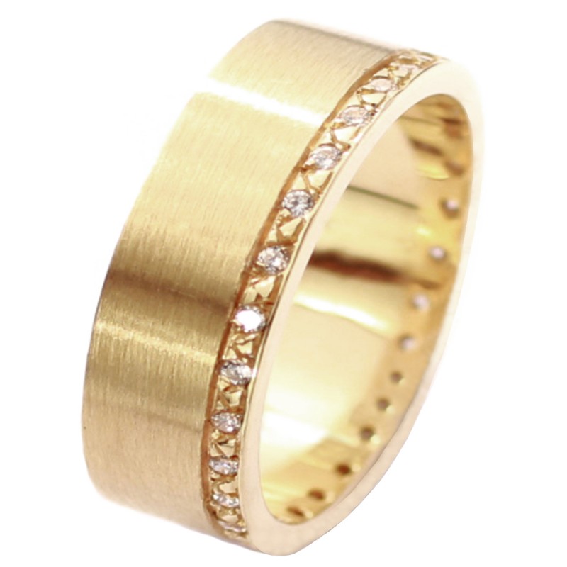 Yellow gold ring