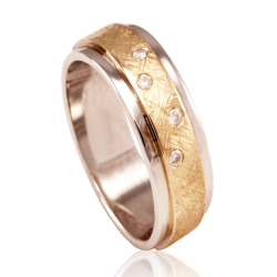 Aliança ouro bicolor diamantes