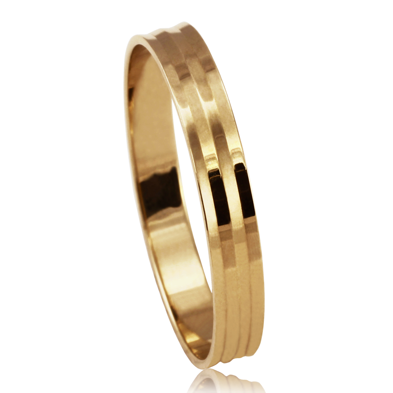 Yellow gold ring