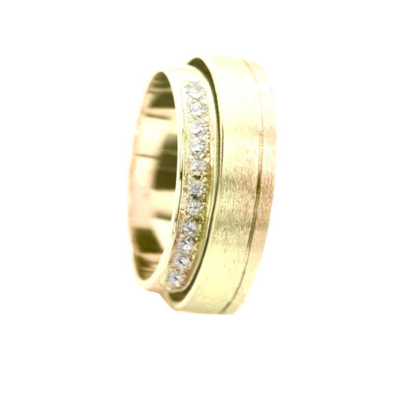 Wedding gold ring
